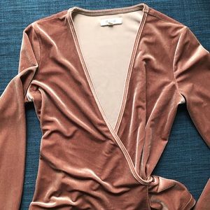 Madewell xs pink velvety wrap top
